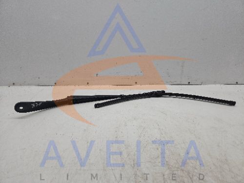 Mercedes A Class W176 12-15 Front Wiper Arm Right Drivers Side