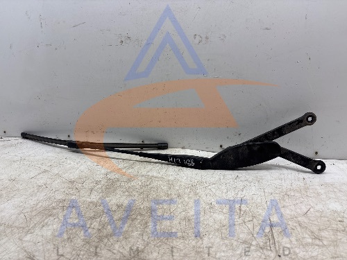 Mercedes C-Class S205 14-21 Front Wiper Arm Right Side