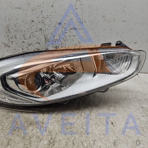 FORD Fiesta MK7 2014 Headlight Right Drivers Side