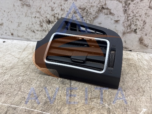 Toyota Verso 2018 MK2 FL Dash Air Vent Left Side