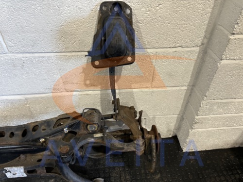 AUDI A3 Saloon 8VS 2.0 Diesel 12-16 Rear Subframe Arms Hubs Complete