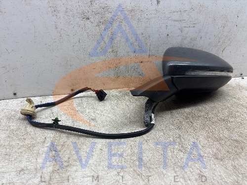 VW GOLF GTI 17-20 MK7.5 (5G) LR7H Grey P/Fold Door Mirror Left