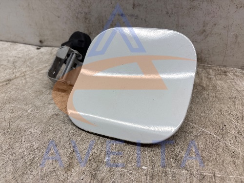 SUZUKI Vitara 15-18 MK4 Superior White 26U Fuel Flap