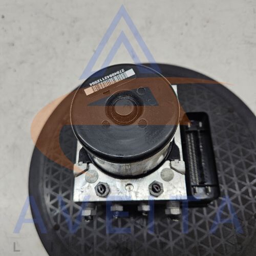 MERCEDES C-CLASS C250 11-15 C204 2.1 CDI Auto ABS Pump A1724314312