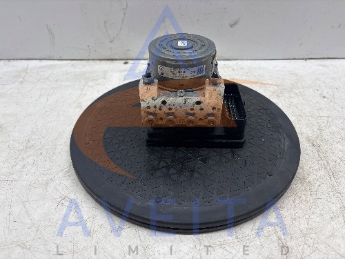 MERCEDES C-CLASS 14-18 W205 2.1 Diesel  ABS Pump Unit