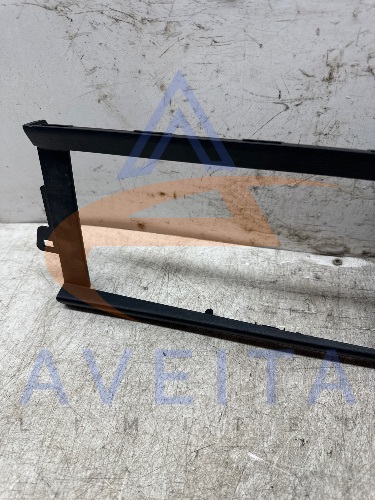 VW TRANSPORTER 18-24 T6.1 Centre Dash Vents & Surround