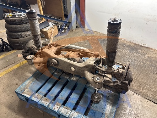 BMW 750i 2005 E66 4.8 Rear Axle Assembly Diff Ratio 3,38