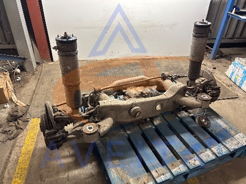 BMW 750i 2005 E66 4.8 Rear Axle Assembly Diff Ratio 3,38