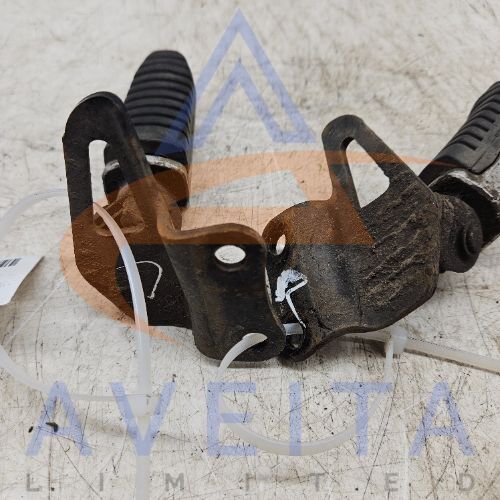 SUZUKI VZR 1800 2007 Rear Foot Pegs