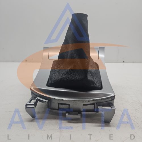 Mazda 3 1.6 Diesel 09-14 Gearstick Gaiter& Surround