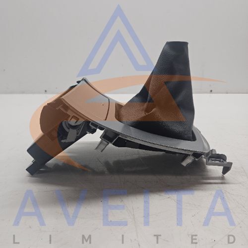 Mazda 3 1.6 Diesel 09-14 Gearstick Gaiter& Surround